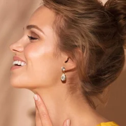 Caroline Svedbom Øredobber|Mini Drop Earrings | Crystal