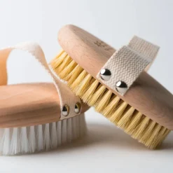 Elm Organics Gravid Og Ammende|Produktkit|elm. Body Brush Medium