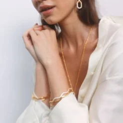 Emilia by Bon Dep Armbånd|Emilia Amelia Bangle Gold
