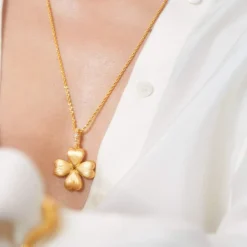 Emilia by Bon Dep Charms|Emilia Brooke Charm Large